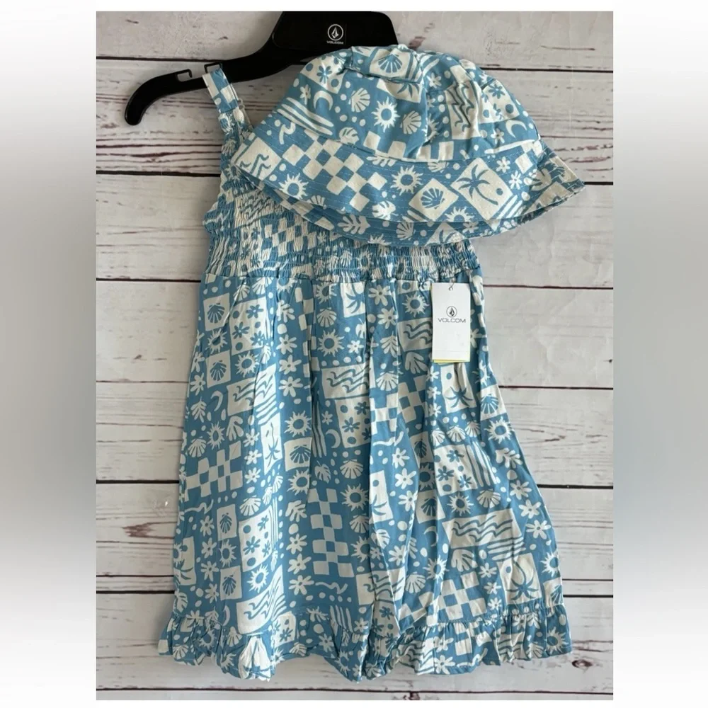 Volcom Girls Smocked Dress Size 5 Ice Blue Matching Hat Beachy NWT Retails $44